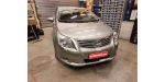 Toyota Avensis T27 2010 Soittimen ja kattoantennin asennus