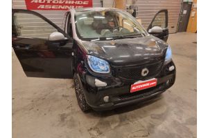 Smart Forfour MK2 2015 Autokohtaisen Android Autosoittimen Asennus