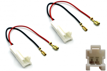 Fiat/Chrysler/Alfa Romeo 41-017 autokohtaiset johtoliittimet kaiuttimen vaihtoon