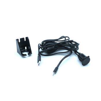 CTUNIUSB.2 Universal Auton kojelautaan asennettava USB portti