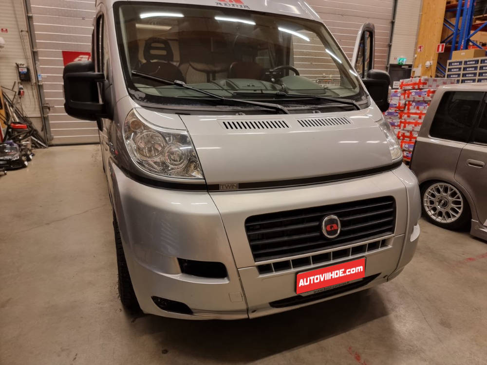 Fiat Ducato (250) 2011 Android-soittimen ja peruutuskameran asennus sekä kaiuttimien vaihto