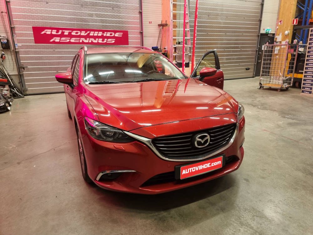 Mazda 6 2016 kaiuttimien vaihto ja DSP-asennus